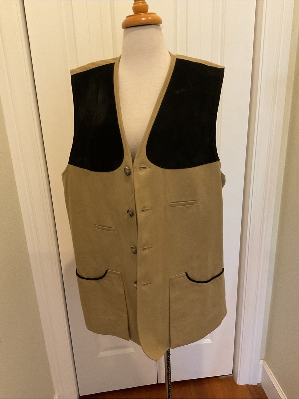 Holland & Holland Tan Shooting Vest with Suede Yoke Size XL